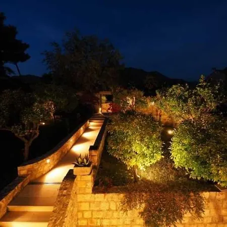 In With Seaview, Terrace, Air Condition, Wifi * Cavtat