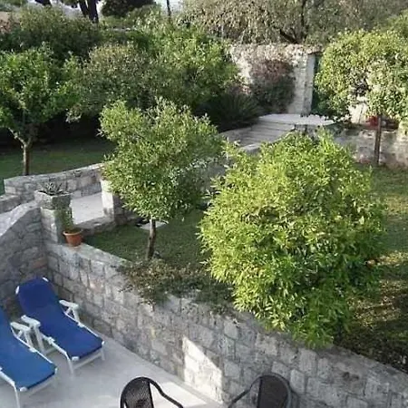 In With Seaview, Terrace, Air Condition, Wifi Apartment