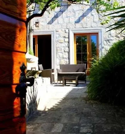 In With Seaview, Terrace, Air Condition, Wifi